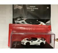 FERRARI SF90 XX STRADALE 2023 1/64 die-cast Bianco , Centauria Limited edition