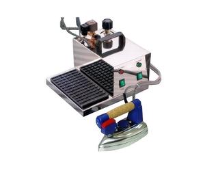 Ferro da stiro a vapore con caldaia Professionale , Appoggiaferro in silicone, braccio di sospensione ed elettrovalvola 1 capacità 1,5 Litri - 1 Ora di stiratura 42x27x29 cm 2,5 Bar 1000 watt inox luc