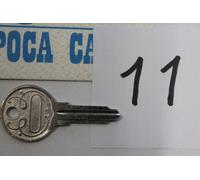 FIAT 600 CHIAVE PORTA GREZZA VERGINE N.O.S. MODELLO 11