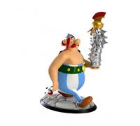 Figura Da Collezione Obelix Con Un Mucchio Di Elmi E Idefix