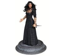 Figura incredibilmente bella e potente della maga The Witcher Yennefer