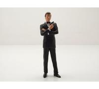 1/18 KK-SCALE - FIGURES - MAN WITH GUN - CAR NOT INCLUDED KKFIG019