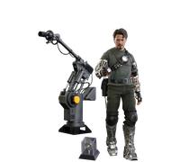 figurina Hot Toys MMS582 - Marvel Comics - Iron Man - Tony Stark Mech Test Deluxe Version