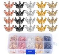 FINEASY 150 Pezzi Mini Corona, 5 Colori Piccole Corone in Argento, 3D Mini Corona Charms, Ciondoli Corona Foro 6mm per Orecchini Bracciali Collana Forniture Accessori Fai da Te