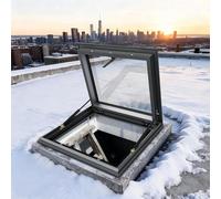 Finestra lucernario manuale per installazione domestica, miglioramento della luce naturale in stanze solarium, soffitte e scantinati