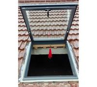 Finestra Per Tetto A Lucernario, Copertura Di Sicurezza Per Botola Sul Tetto In Vetro Temperato, Botola Di Accesso Al Tetto A Filo Con Kit Di Viti(68x88 cm/26.8x34.6 in)