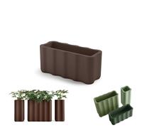 Fioriera NEBULA in Polietilene è un set di vasi con curve sinuoso e forma ondulata Dimensioni 89x35xh 40 cm Colore Corten corten