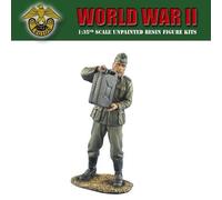 FIRST LEGION GERMAN HEER INFANTRY LIFTING GAS CAN 1:35 FL35057