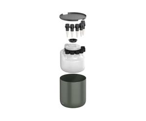 Fiskars Urban Plant Care Sistema di autoirrigazione per piante | Irrigazione automatica, Serbatoio da 4,4 l e 4 coni in ceramica, Acciaio verniciato a polvere, Verde scuro/Nero, 1075319