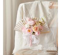 Floro da sposa del bouquet da sposa per la cerimonia di laurea di San