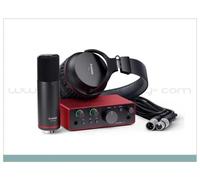 Focusrite Scarlett Solo Studio 4th Gen Bundle x Studio di registrazione di 4°Gen