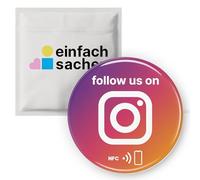 "follow us on" Instagram NFC Sticker 7,5 × 7,5 cm - adesivo epossidico lucido effetto 3D - auto-programmabile e riutilizzabile - Social Media Sticker per negozi, studi e affari