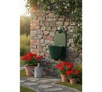 Fontana da Parete Giardino con Rubinetto e Secchio Removibile Dimensioni 23x25xh 50cm - peso 6,7kg con tubo rubinetto, Garantita contro la ruggine Colore Verde verde