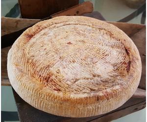 Formaggio Pecorino Umbro Birrato - Caseificio Artigianale