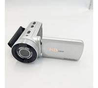 Fotocamera digitale da 16 MP con microfono esterno e zoom 16x, supporta schede fino a 128 GB, risoluzioni video multiple per catturare momenti familiari e di viaggio (argento)