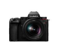 Fotocamera full-frame LUMIX S5II con obiettivo S-R2060