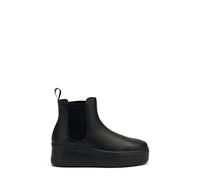 Frau - Beatles Platform in Pelle