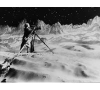 Frau im Mond [29/G/S: J]