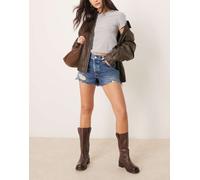 Free People - Now or Never - Pantaloncini di jeans blu con dettagli sfrangiati W27