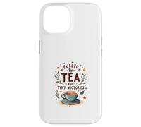 Fueled by Tea and Tiny Victories: Cozy Calm Life Custodia per iPhone 14