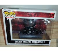 Funko Pop Ride Deluxe The Batman Selina su moto