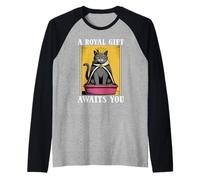 Funny Black Cat A Royal Gift Awaits You Lettiera per gatti Maglia con Maniche Raglan