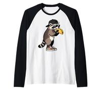 Funny Raccoon, Common Raccoon Eating a Taco Maglia con Maniche Raglan