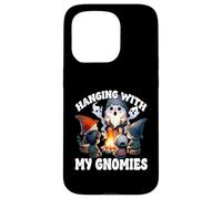 Funny Scout Gnome Hanging At The Campfire With My Gnomies Custodia per iPhone 15 Pro