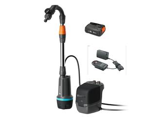Gardena Pompa Per Cisterna A Batteria 2600 Comfort 18V P4A Set Pronto All’Uso: Programmazione dell'irrigazione, Timer funzione, Si adatta al serbatoio dell'acqua, Pressione costante (14604-20)