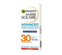 Garnier Ambre Solaire Crema Viso Anti-Imperfezioni Advanced Sensitive, SPF 30, Protezione Alta, Arricchita con Acido Salicilico e Radice di Zenzero, 50 ml
