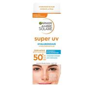 Garnier SkinActive Fluido Viso Anti-UV Quotidiano Vitamina C Anti-Macchie Glow SPF 50+ Uniformante Illuminante Protettivo Idratante sulla Pelle Contro Raggi UVA e UVB - 2 Flaconi da 40ml