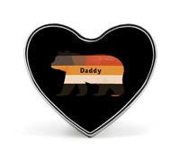 Gay Daddy Bear Bandiera Distintivo a Forma di Cuore Carino Spilla Spille Spille Distintivi per Zaino Giacche Cappelli Decorazione