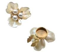 Gemelli eleganti con perle floreali a tre petali da 2 pezzi con accenti di strass - Installazione perfetta for camicie e abiti