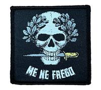 Gemelolandia | Patch Teschio Me ne Frego 6 cm- gancio e loop Ispirato all'atteggiamento italiano - Design unico per abbigliamento e accessori - Per gli appassionati di storia e moda