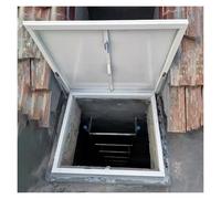 Generico Botola di Accesso al Tetto in Lega di Alluminio - Botola di Fuga per soffitta con Molla a Gas e chiavistello - Coperture per uscite di tombini/Cantina in Dimensioni 50-100 cm (70x90 cm/27,5X