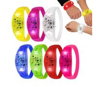 Generico Bracciale luminoso - di sicurezza ad attivazione vocale da 7 pezzi | con braccialetti a LED per bambini, ragazzo, casa, attività al chiuso, all'aperto, campeggio, scuola, notte