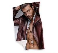 Generico Can Yaman Plaid Coperta Pile 9 Varie Misure Personaggi Collezione Idea Regalo Festa Mamma Nonna Donna Coperta Invernale Decorazioni casa Divano Letto Daydreamer Le Ali del Sogno (130x180cm)