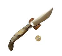 Generico Coltello Artigianale Arburese con Manico in Corno di Montone Lucido, Lama in Acciaio 10 cm, Testina in Alpacca, Lunghezza Totale 23 cm, Fatto a Mano Tradizionale Sardo