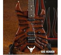 George Lynch - Mr. Scary Replica Di Chitarra In Scala 1:4 ~Axe Heaven~