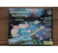 Geoworld Kit Di Scavo Per Cacciatori Di Dinosauri Fosforescenti E Gioco