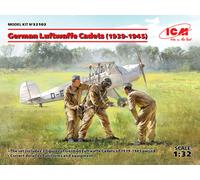 ICM 1/32 GERMAN LUFTWAFFE CADETS (1939-1945) (3 FIGURES) (NEW MOLDS)