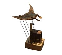 Ghjkldha Animal Figurines - Handmade Manta Ray Sculpture for Desk, Shelf with Swimming Motion Design, Realistic Figurine for Porch, Entryway, Mantel, Table, Kitchen, Office, 20x15cm
