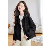 Giacca Leggera Con Cappuccio Antivento Vestibilità Comoda Colore Nero CF60816