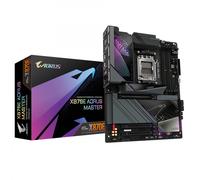 GIGABYTE X870E AORUS MASTER Scheda Madre - Supporta CPU AMD Ryzen 9000, 16+2+2 fasi VRM digitali, fino a 8600MHz DDR5 (OC), 3xPCIe 5.0 + 1xPCIe 4.0, Wi-Fi 7, LAN 5GbE, USB 4