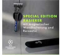 Gillette UEFA Champions League Special Edition GilletteLabs Rasoio A Mano Libera Con Barra Esfoliante Champion Gold Edition, 1 Manico + 5 Lamette Di Ricambio, Gancio Da Parete E Custodia Da Viaggio