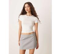 Gina Tricot - Top a maniche corte in jersey morbido al tatto bianco sporco con scollo rotondo S