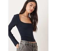 Gina Tricot - Top a maniche lunghe in tessuto morbido al tatto blu navy con scollo rotondo e polsini con spacco L