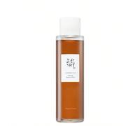 Ginseng Essence Water 150 ml Questa essenza calma la superficie cutanea, dove si accumulano le cellule morte, e contribuisce a uniformare il tono cutaneo, migliorandone la grana e rendendola liscia e 