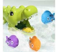 Giocheo da bagno in età prescolare Crocodile che mangia pesce piccolo per