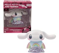 Hello Kitty And Friends Giochi Preziosi - Personaggio Cinnamoroll Da 10 Cm Serie Premier Effetto Metal, Altamente Dettagliato, Occhi Luccicanti, Effetto Glittarato Sui Simboli, Per Bambini Dai 3 Anni